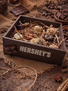 ⤵️ 🆕 9 Fake Chocolates with Handpainted wood Box | faux chocolate